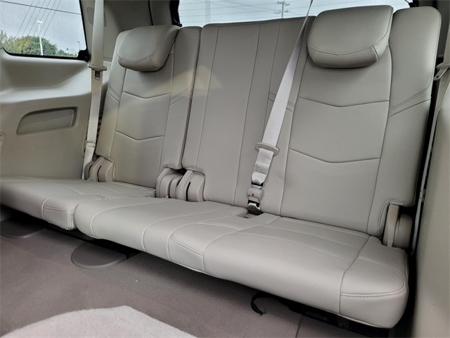 2018 Cadillac Escalade Luxury photo 33