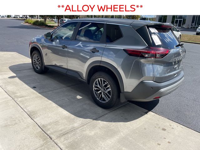 2023 Nissan Rogue S photo 3