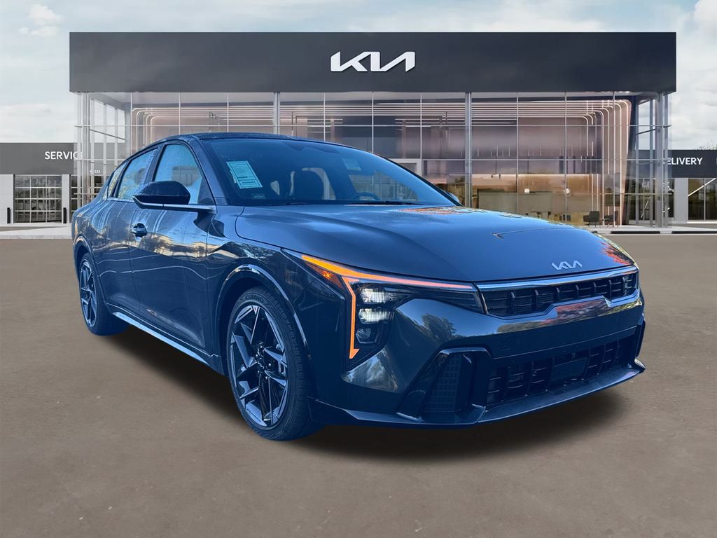 2025 Kia K4 GT-Line's photo