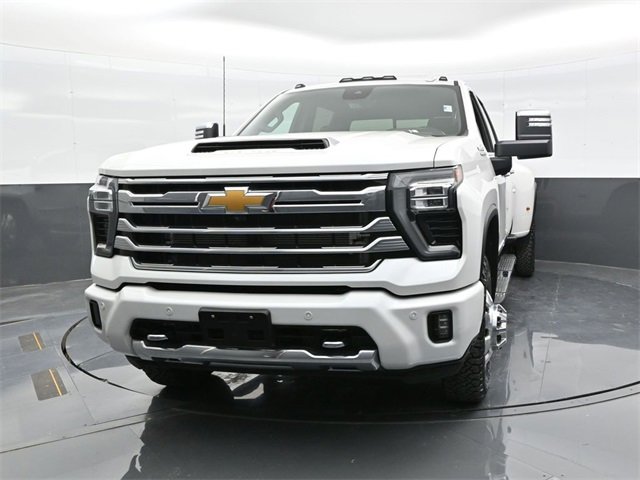 Used 2024 Chevrolet Silverado 3500HD High Country with VIN 1GC4YVEY1RF182310 for sale in Kansas City