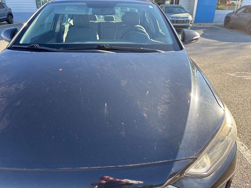 2018 Hyundai Elantra Limited photo 2