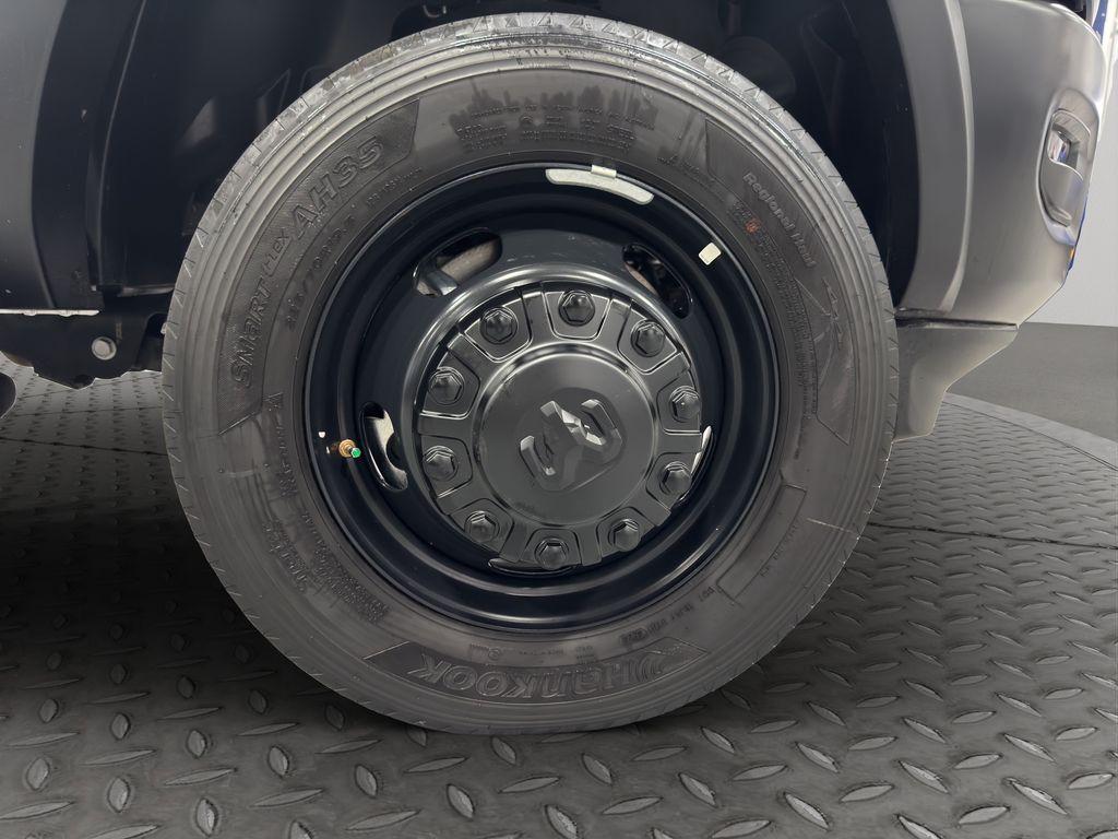 2025 Ram 5500 Tradesman photo 10