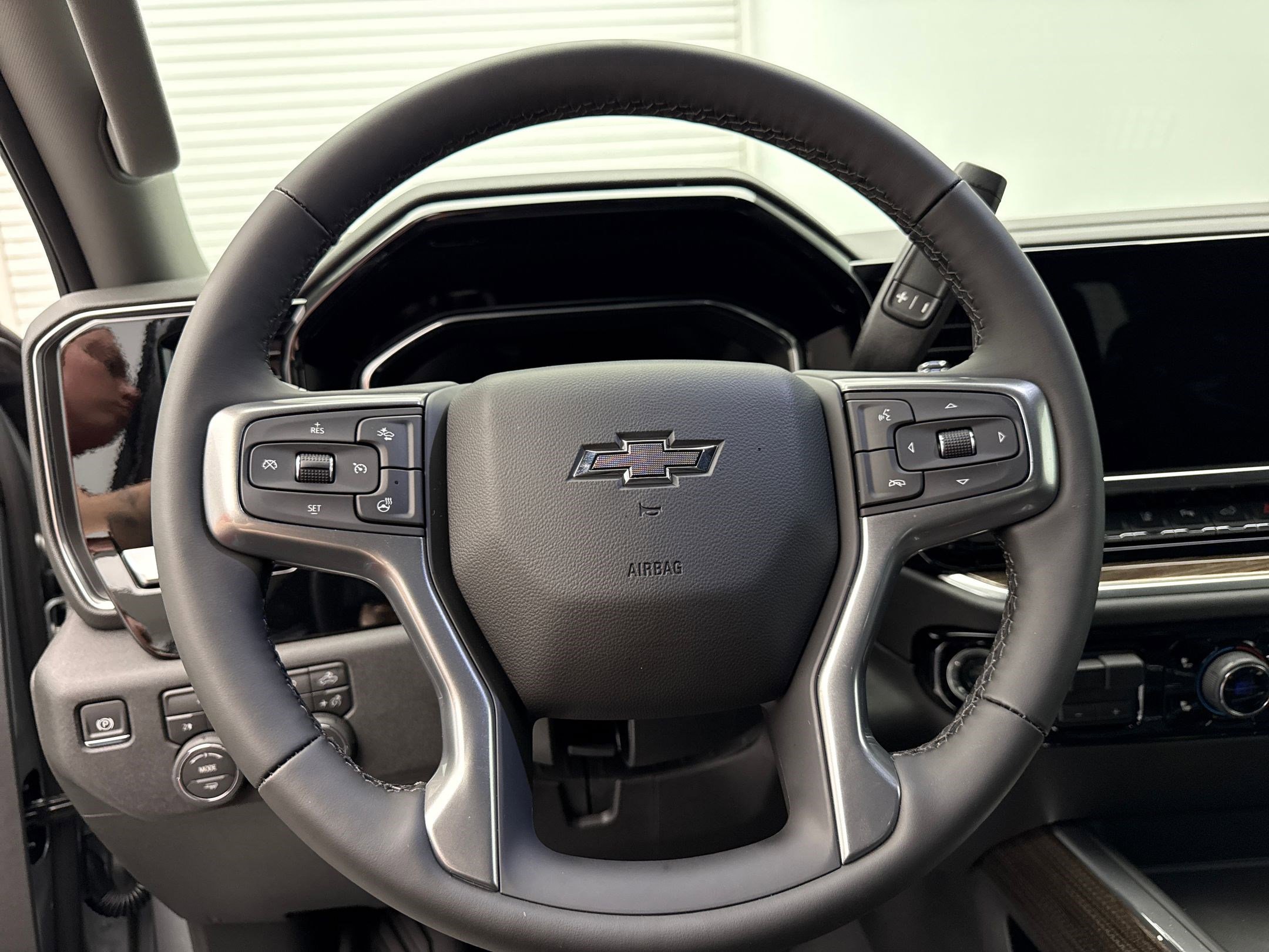 2026 Chevrolet Silverado 2500HD LT photo 15