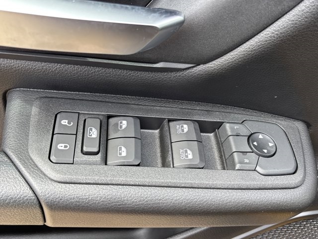 2026 Ram 1500 Warlock photo 17