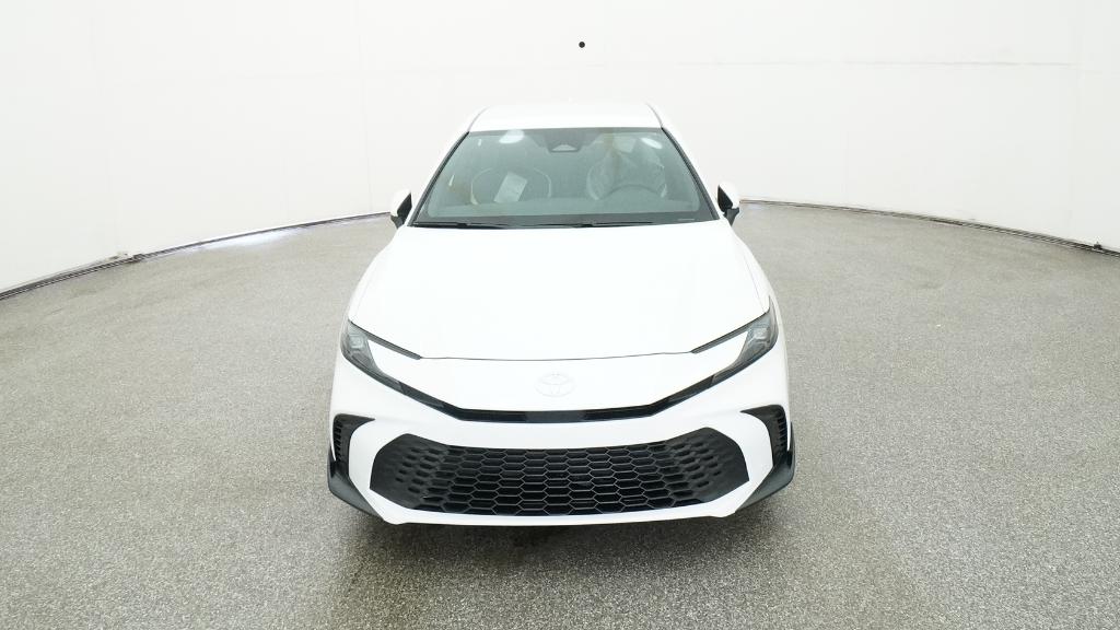 2025 Toyota Camry SE photo 2