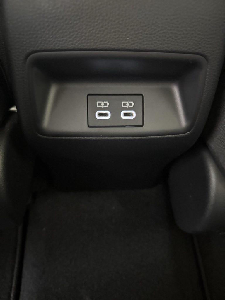 2025 Toyota Corolla SE photo 23