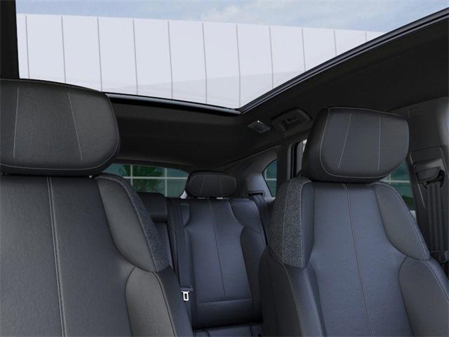 2025 Cadillac Optiq Luxury photo 21