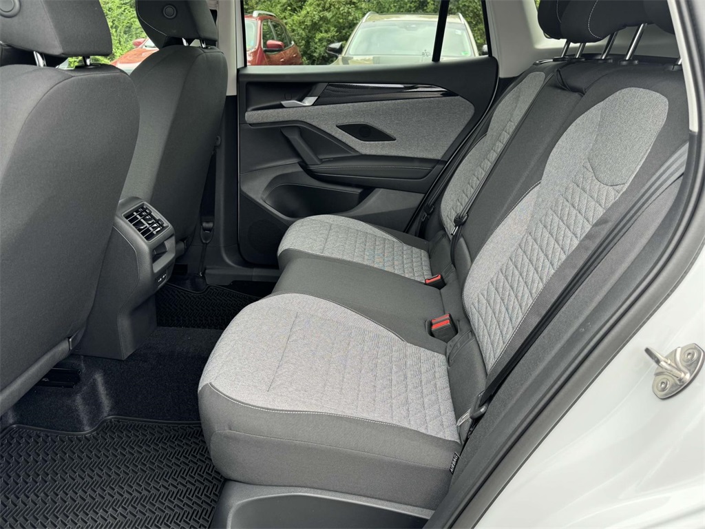 2025 Volkswagen Tiguan S photo 15