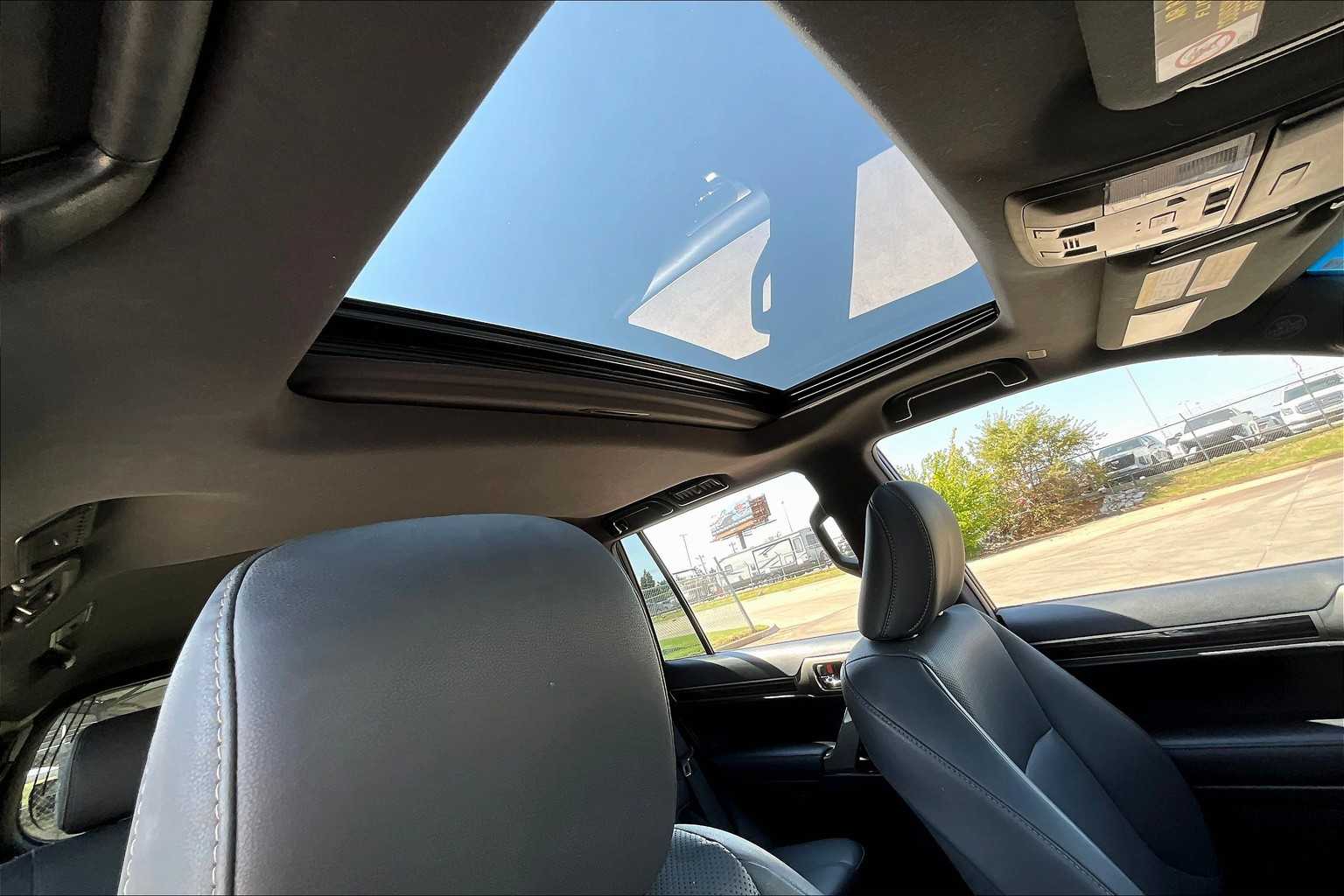 2021 Lexus GX 460 Premium photo 13