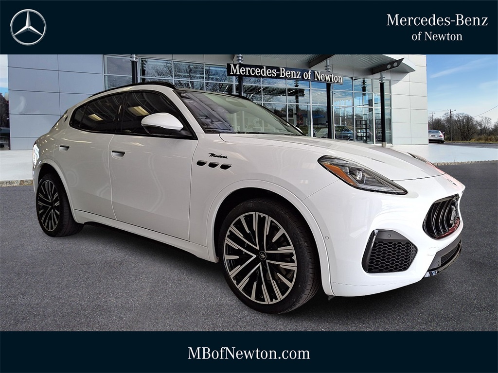 2023 Maserati Grecale MODENA's photo