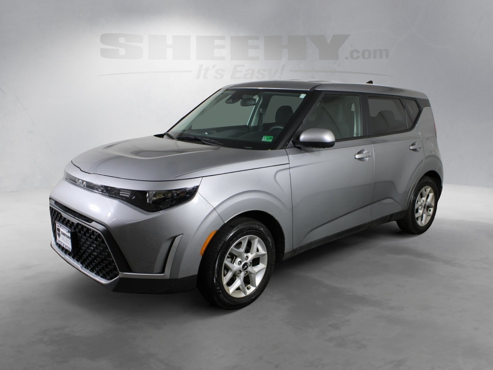 2023 Kia Soul LX photo 4