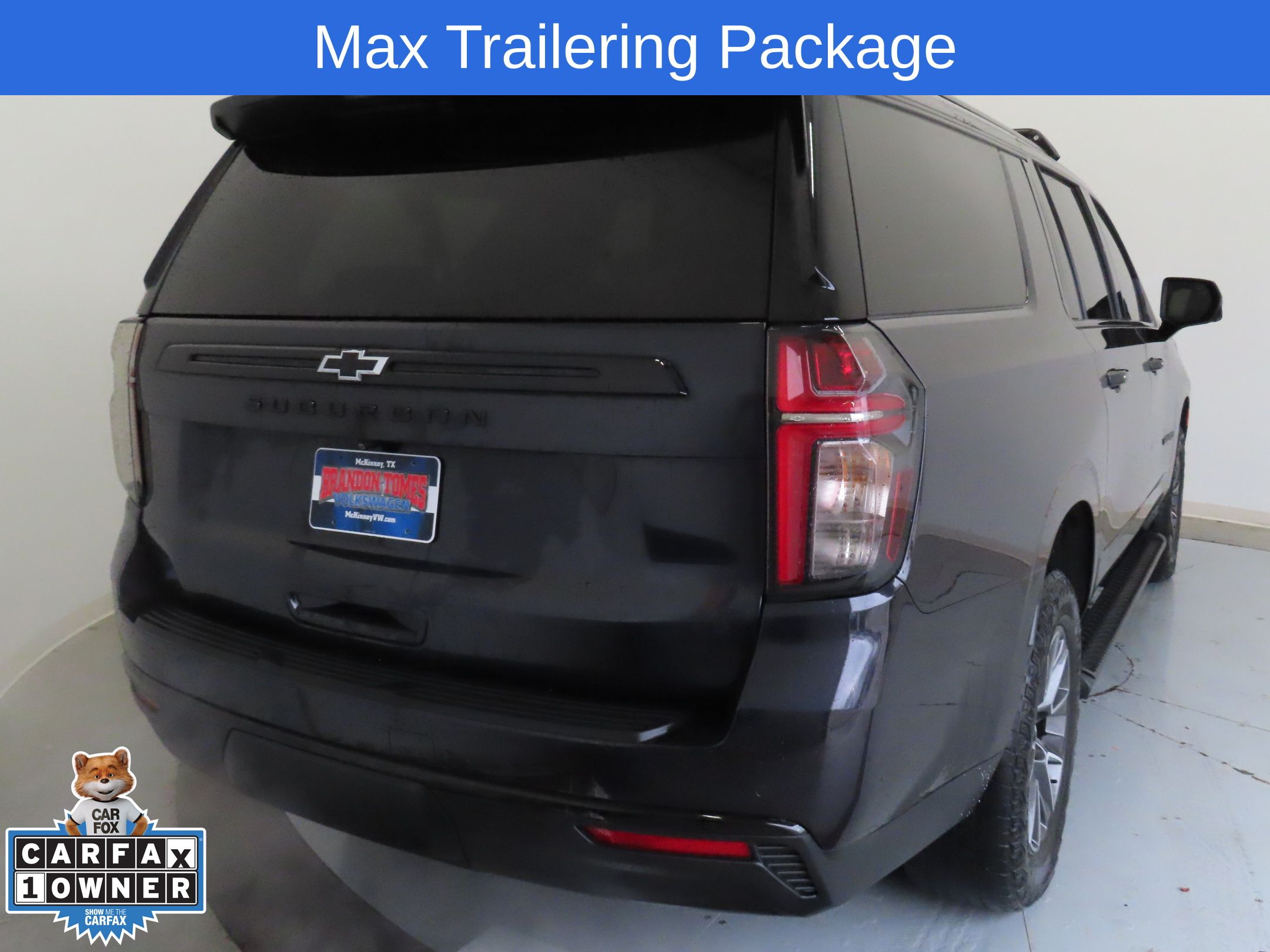 2023 Chevrolet Suburban Z71 photo 2