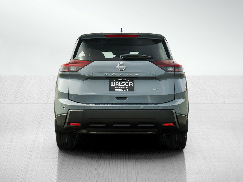 2026 Nissan Rogue SV photo 4