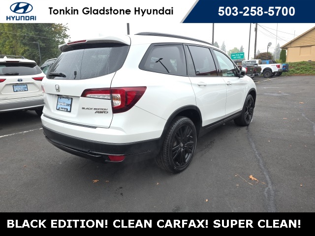 2022 Honda Pilot Black Edition photo 2