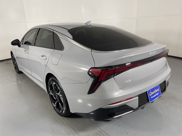 2026 Kia K5 GT-Line photo 6
