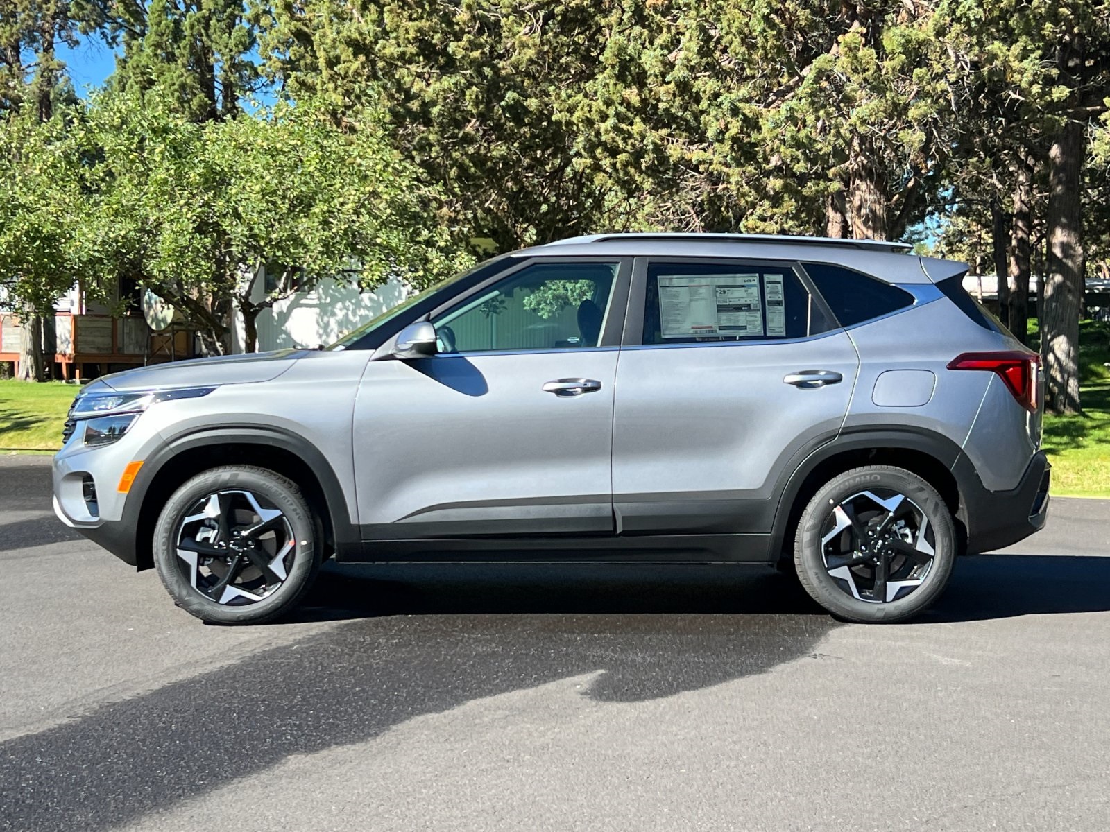 2026 Kia Seltos EX photo 6