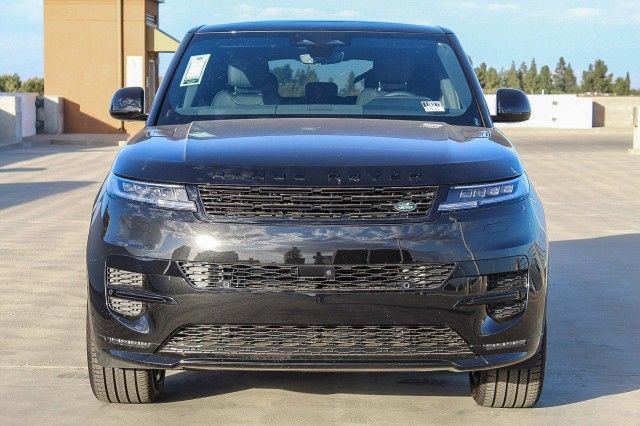 2024 Land Rover Range Rover Sport SE photo 2