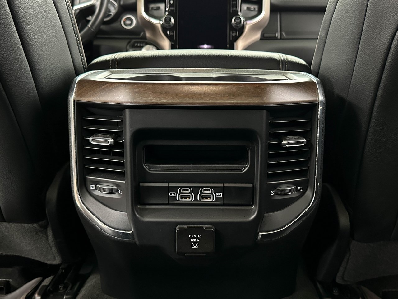 2022 Ram 1500 Laramie photo 17