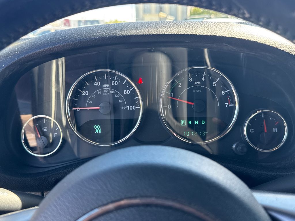 2018 Jeep Wrangler Unlimited Altitude photo 22