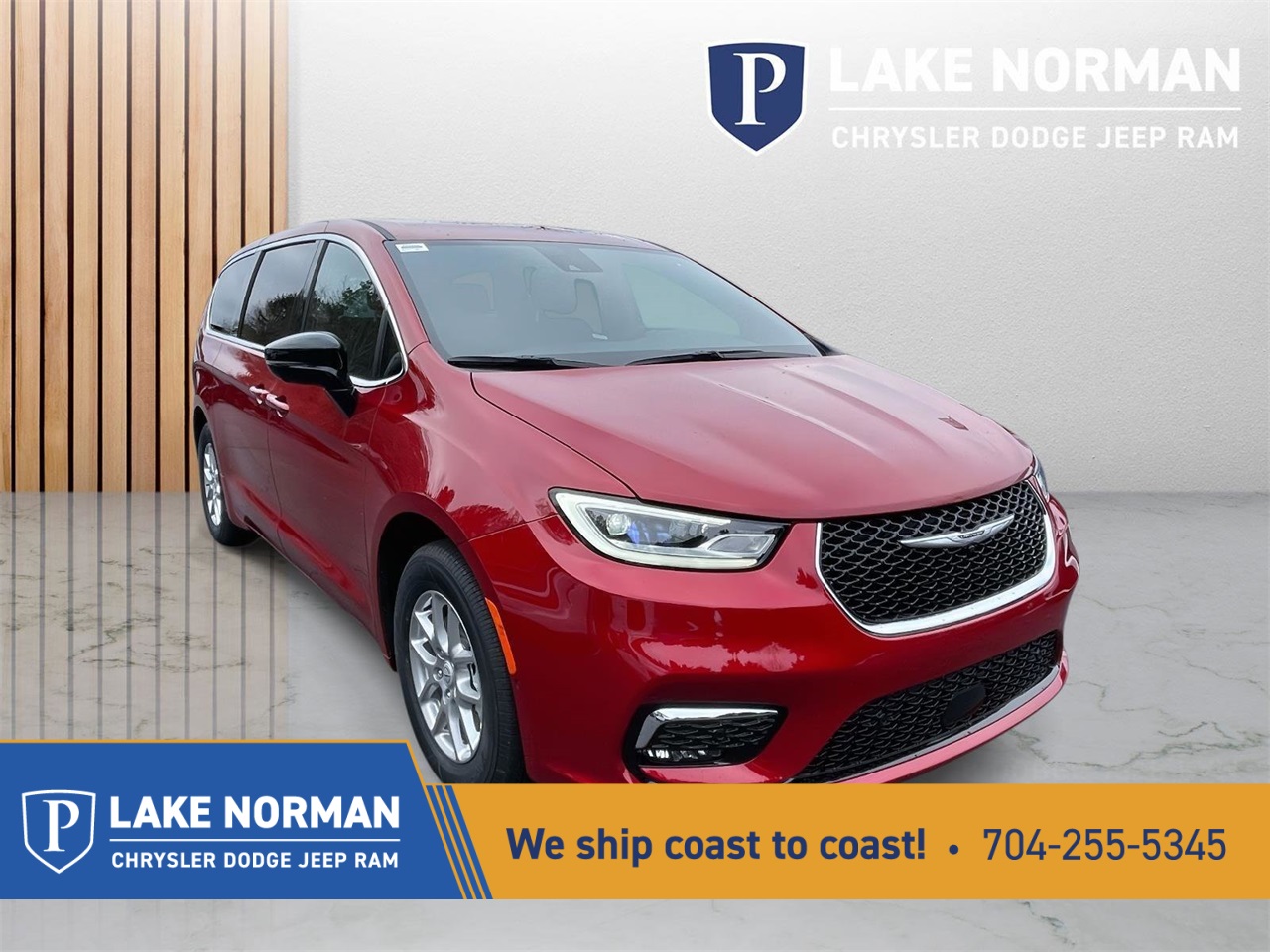 2026 Chrysler Pacifica Select's photo