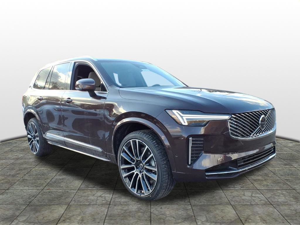 2026 Volvo XC90 Plus's photo