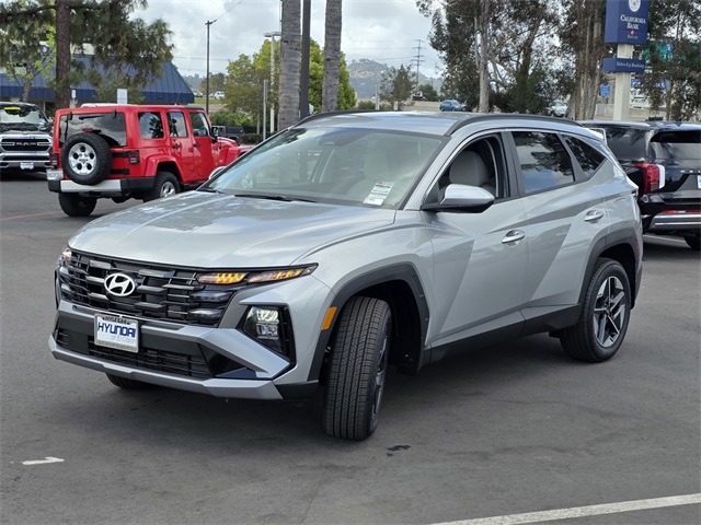2025 Hyundai Tucson SEL photo 3