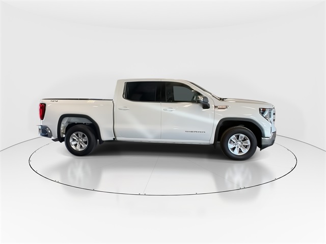 2022 Gmc Sierra 1500 SLE photo 4