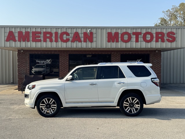 2020 Toyota 4Runner Limited's photo