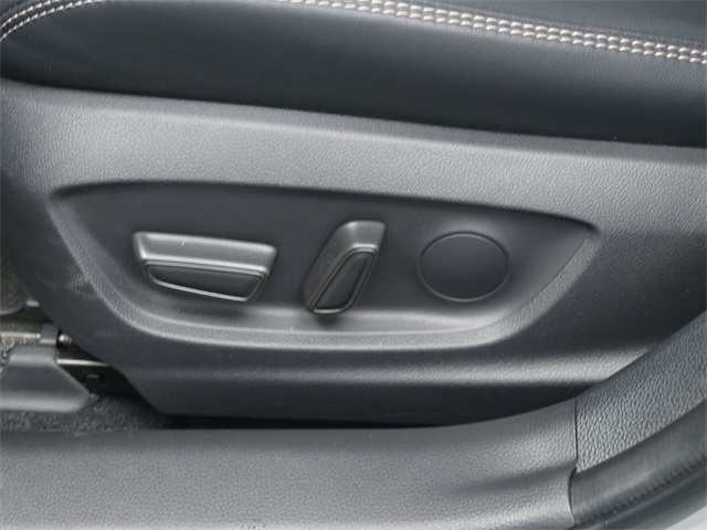 2024 Toyota Corolla Hybrid XLE photo 2
