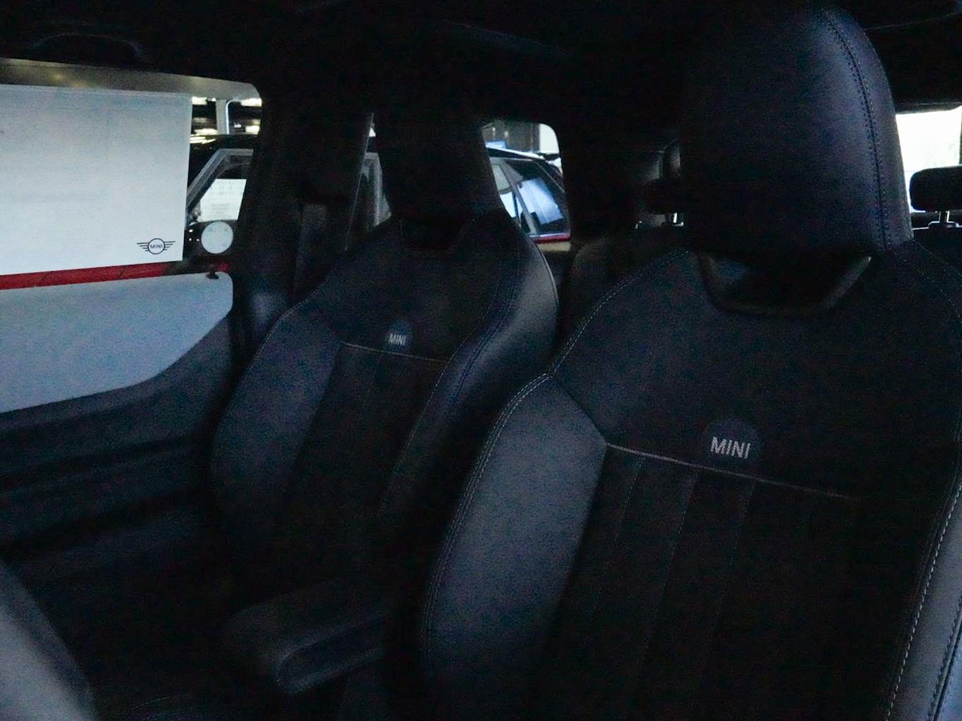 2026 Mini Cooper Hardtop S 2 Door Iconic photo 3