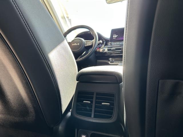 2023 Kia Seltos EX photo 21