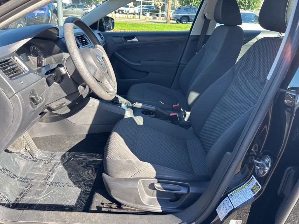 2012 Volkswagen Jetta 2.0 S photo 16