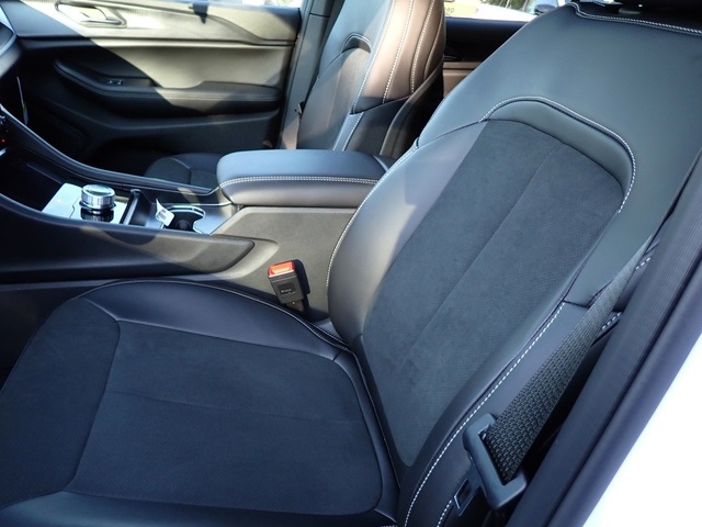 2025 Jeep Grand Cherokee Altitude X photo 10