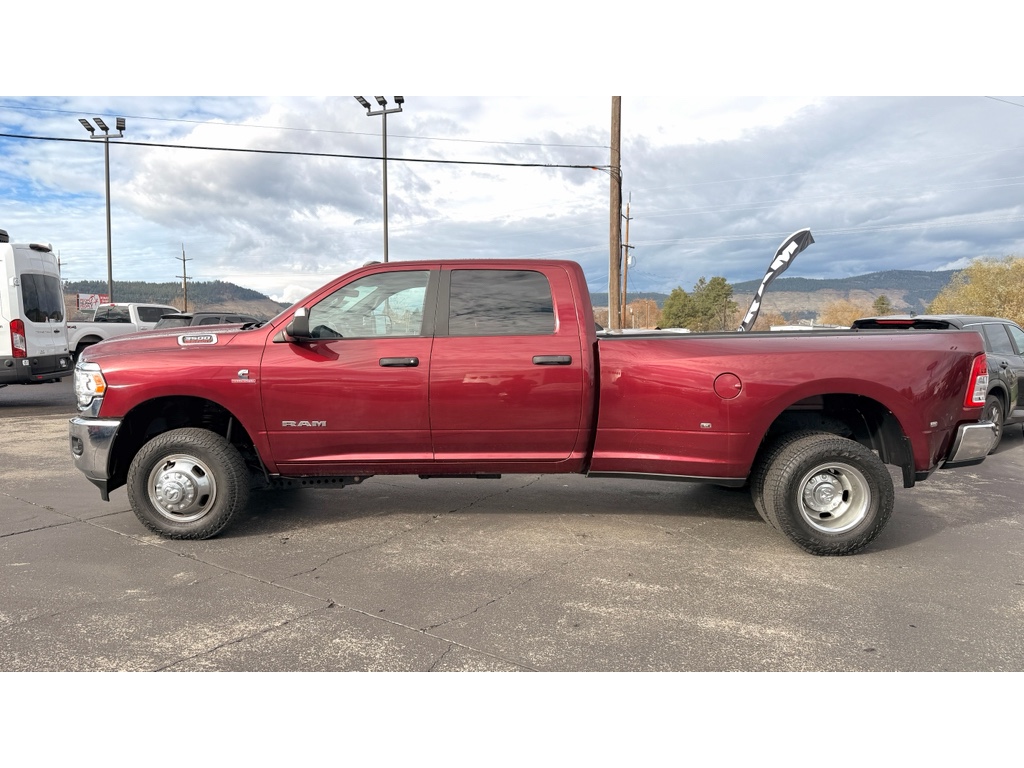 2022 Ram 3500 Big Horn Lone Star photo 3