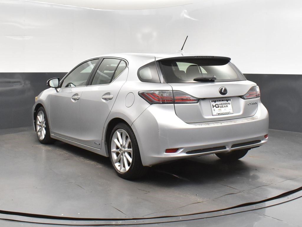 2012 Lexus CT 200h photo 4
