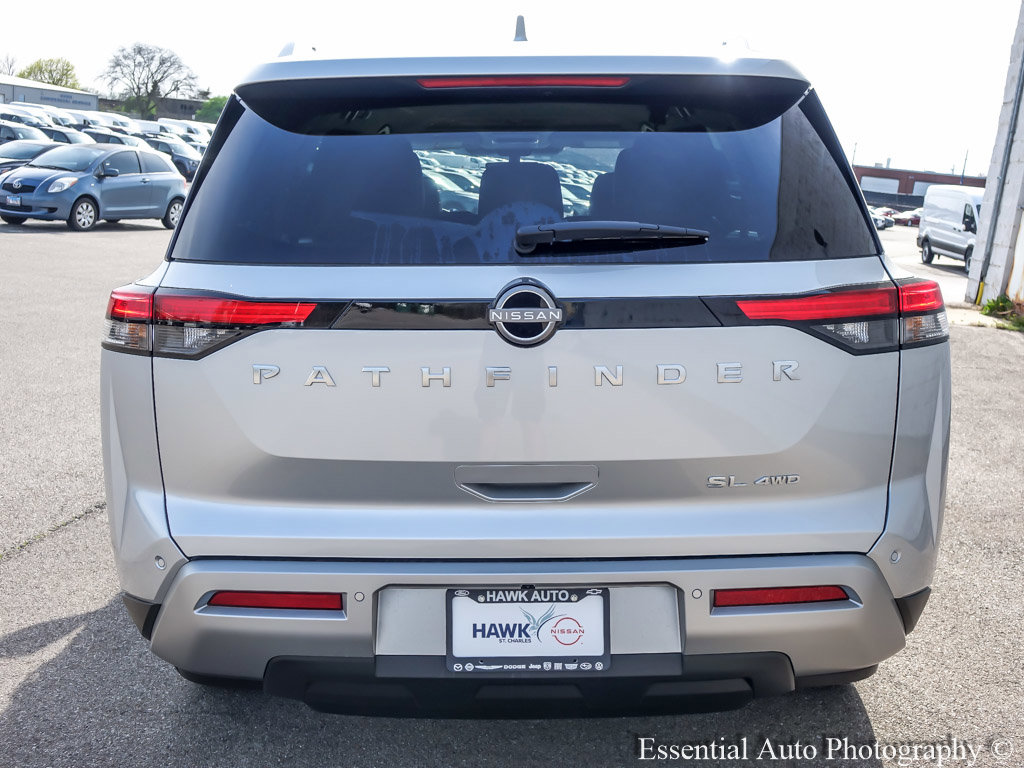 2025 Nissan Pathfinder SL photo 5