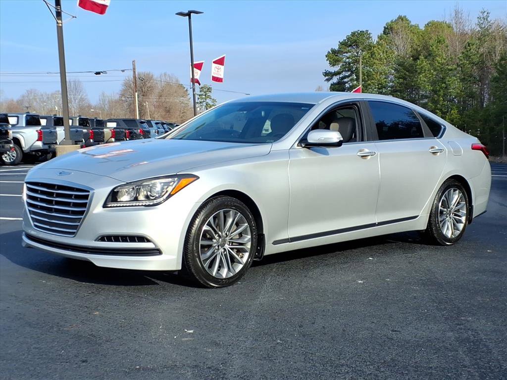 2016 Hyundai Genesis Base