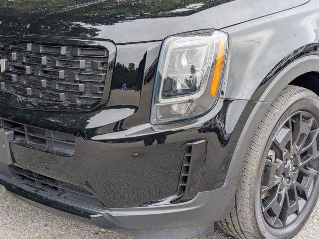 2022 Kia Telluride EX photo 2