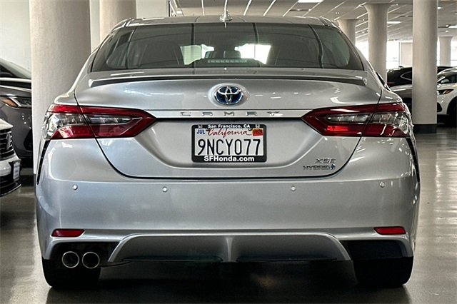 2023 Toyota Camry Hybrid XSE photo 7