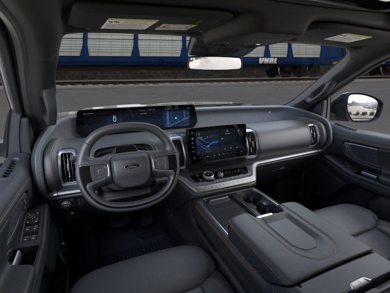 2025 Ford Expedition photo 9