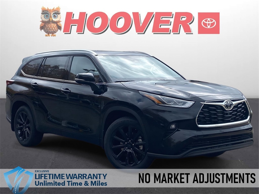 2026 Toyota Highlander Limited's photo