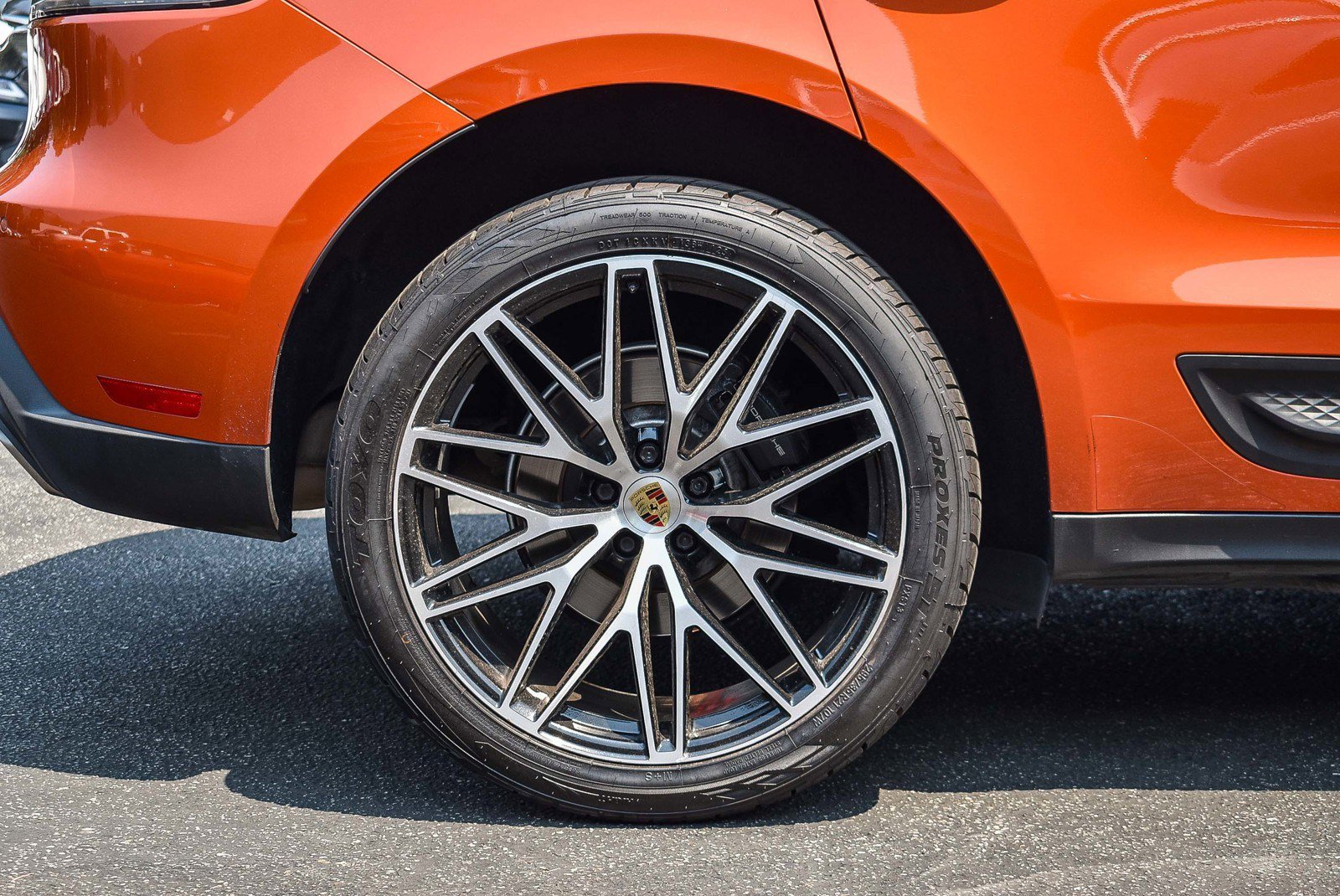 2022 Porsche Macan Base photo 10