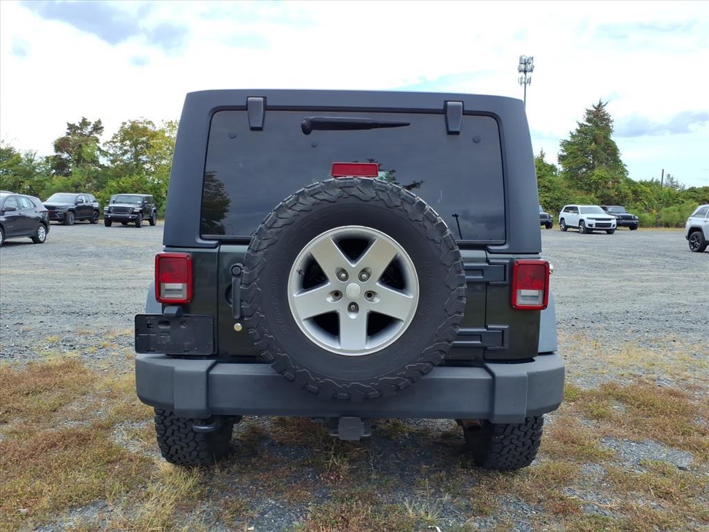 2011 Jeep Wrangler Unlimited Rubicon photo 6