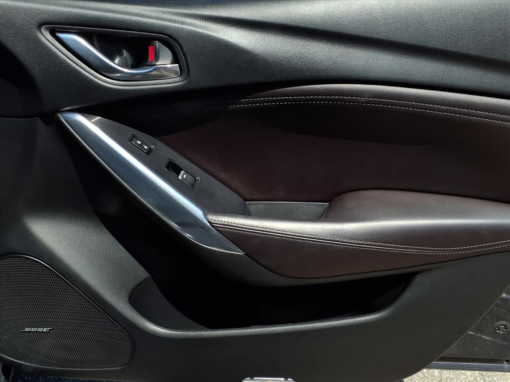 2017 Mazda Mazda6 Touring photo 23