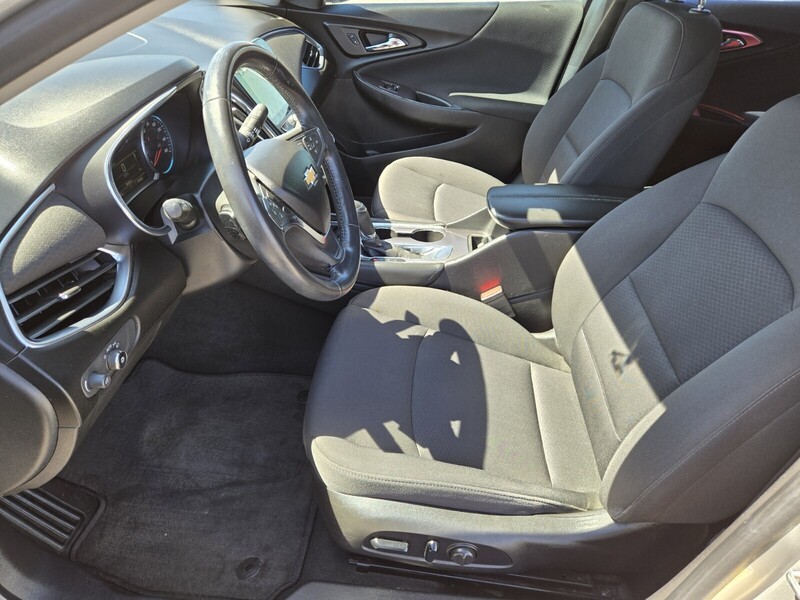 2018 Chevrolet Malibu 1LT photo 7