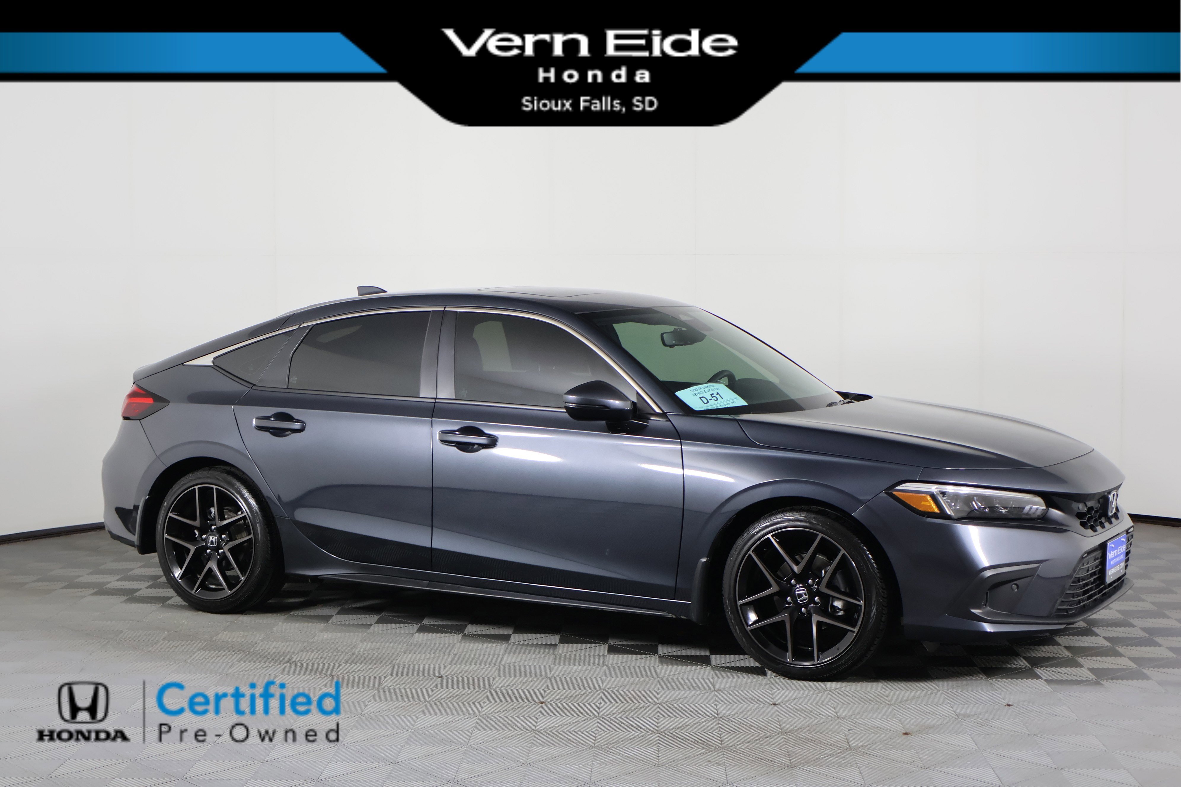 2024 Honda Civic Hatchback Sport Touring's photo