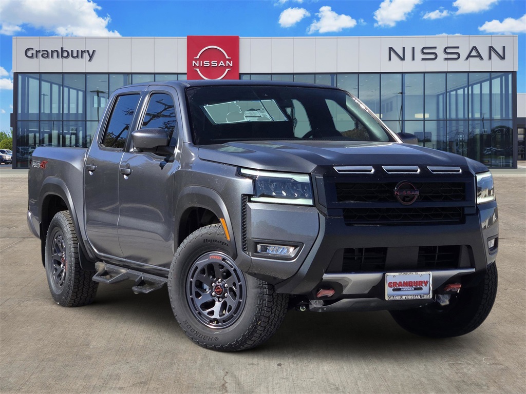 2026 Nissan Frontier PRO-4X's photo