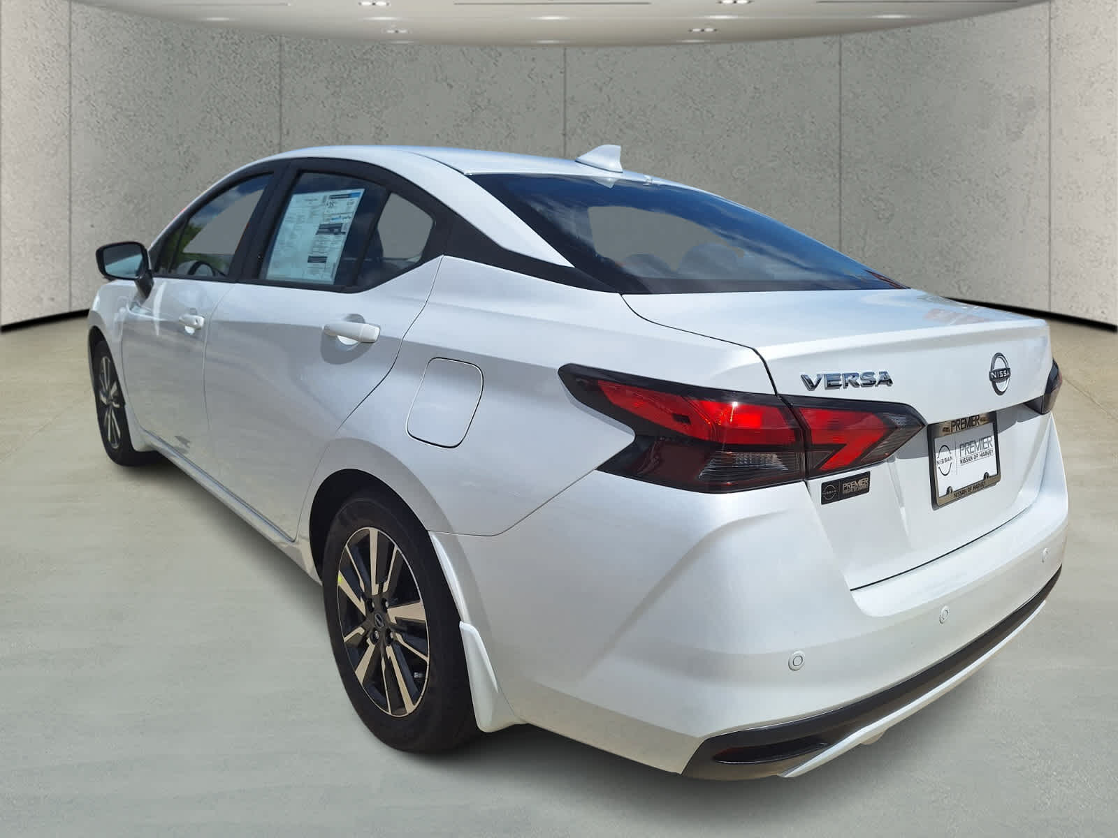 2025 Nissan Versa SV photo 3