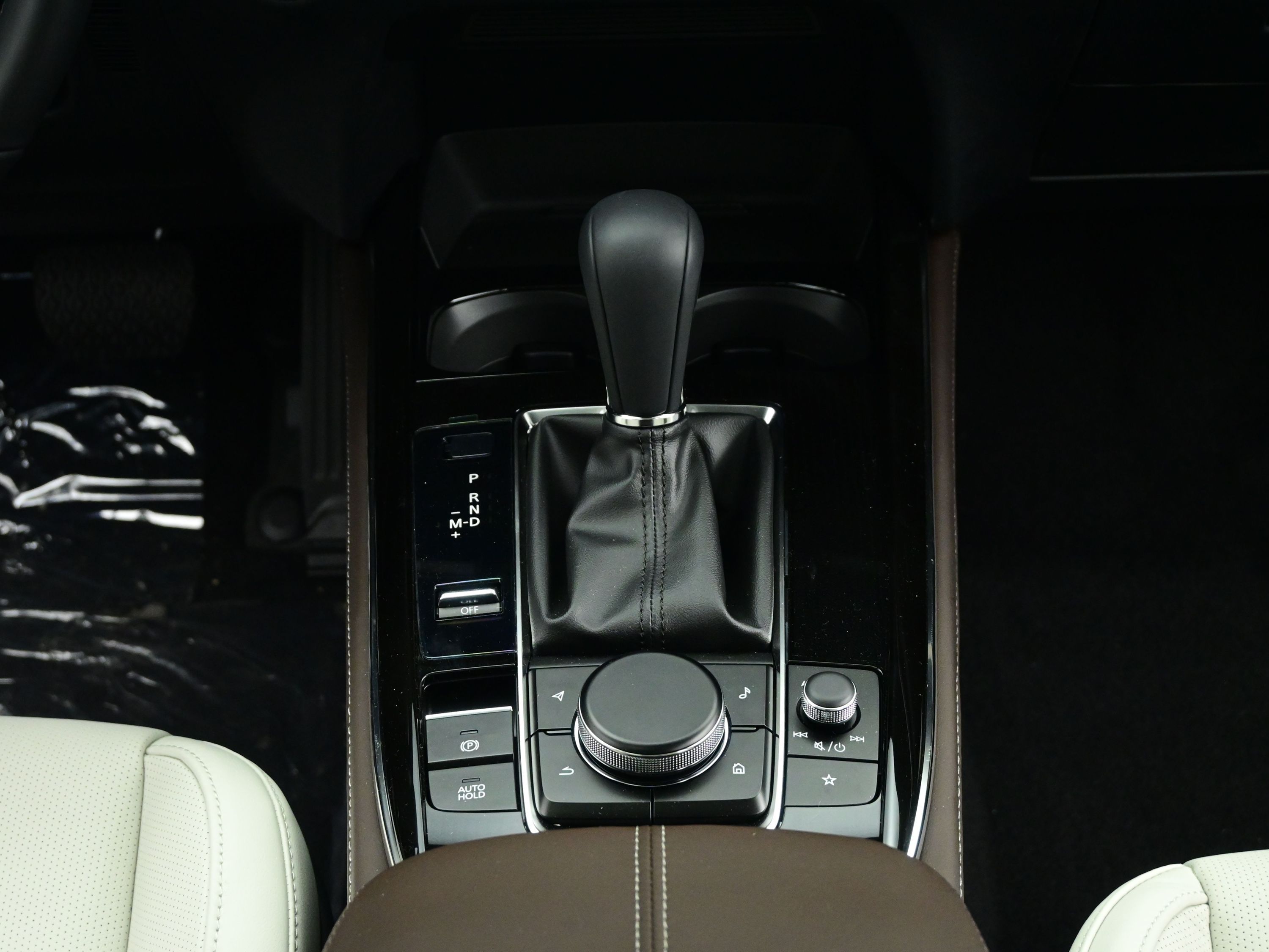 2025 Mazda CX-30 2.5 S Premium photo 3