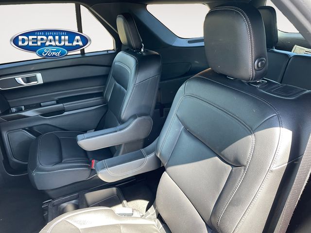 2020 Ford Explorer XLT photo 14